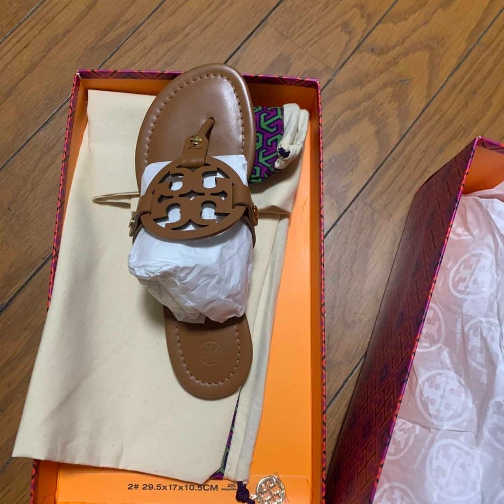 Women sandal